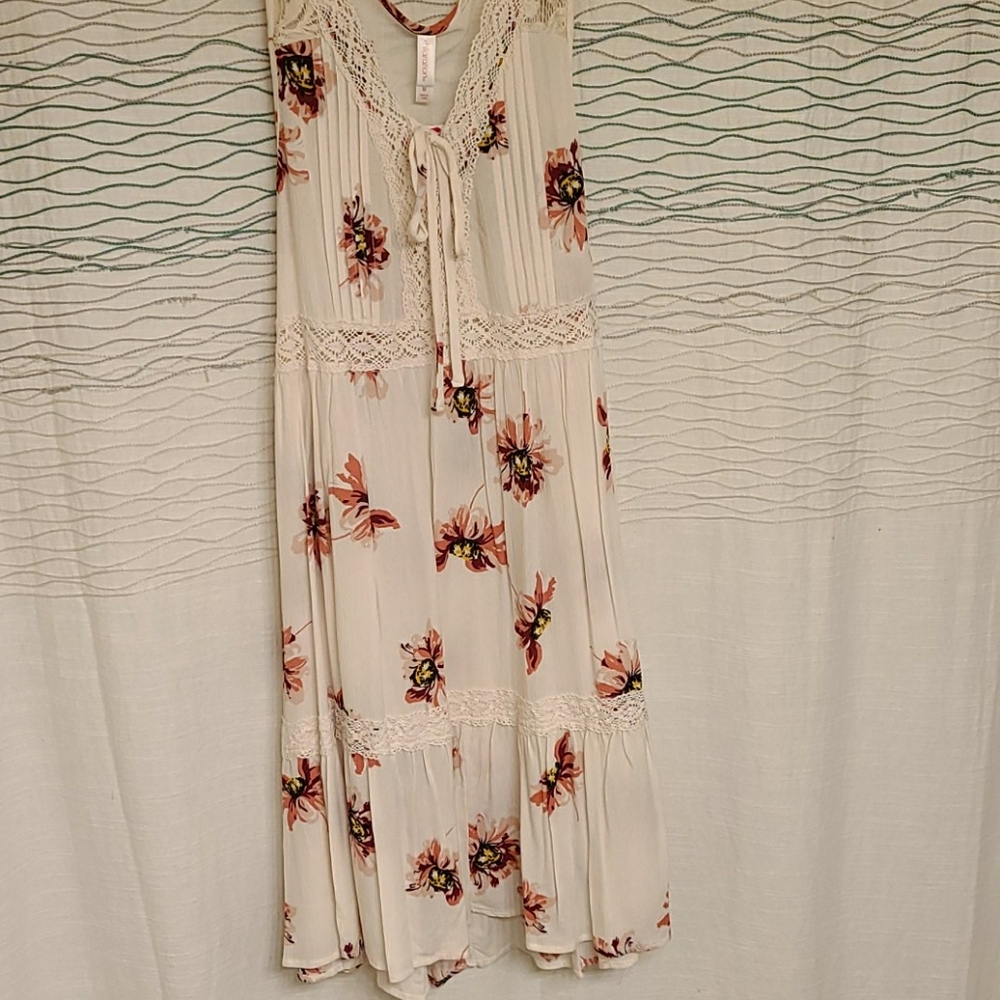 Xhilaration Flowered Dress